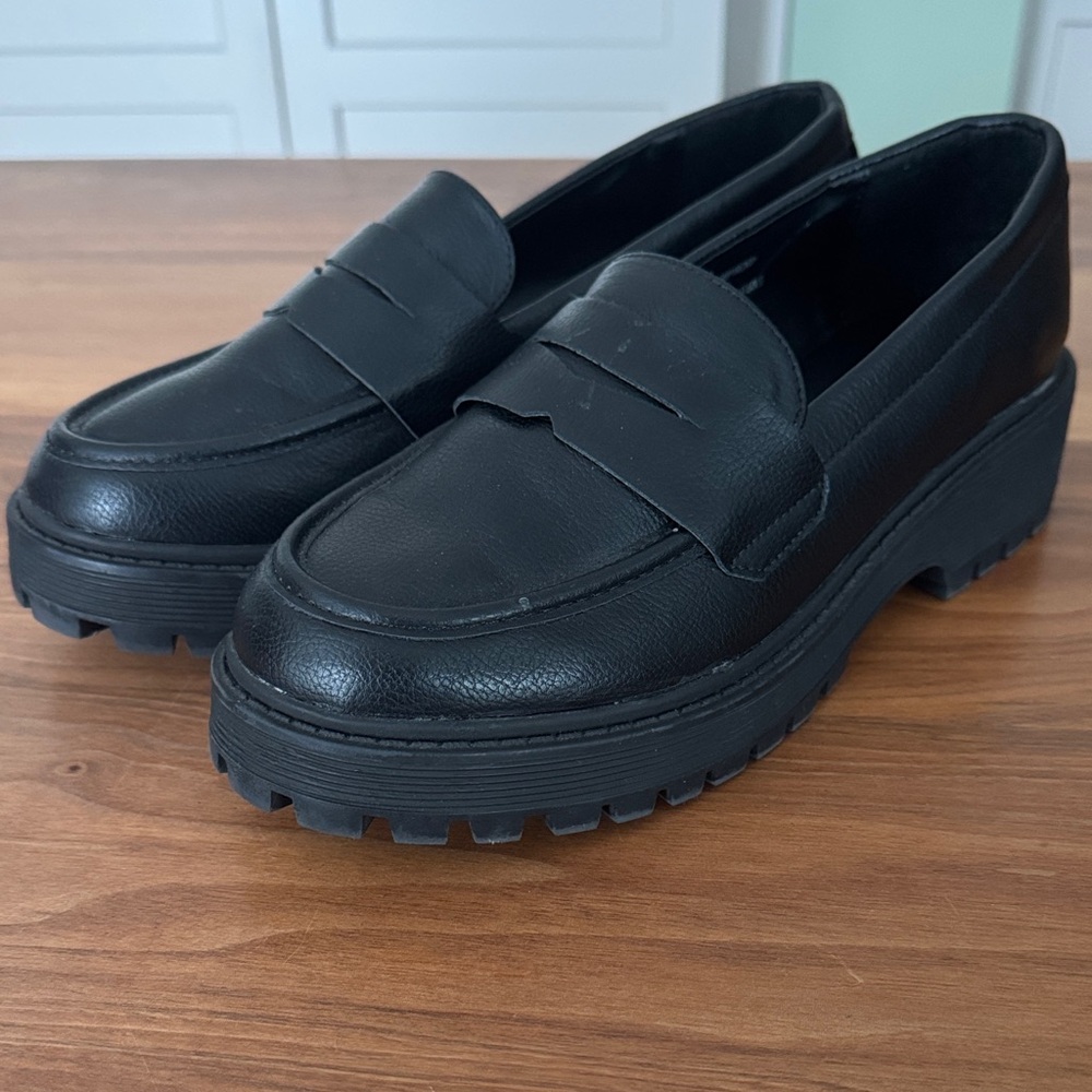 Sincerely Jules Black Chunky Loafers